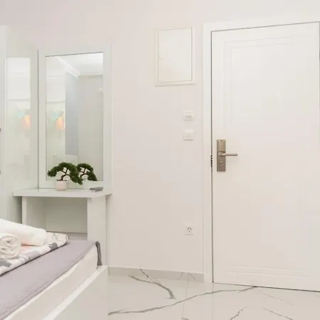 Bozica - Sea View Stone With Free Parking 3* Makarska