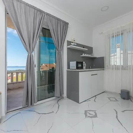 Bozica - Sea View Stone With Free Parking *