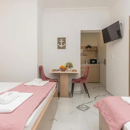 Guest house Bozica - Sea View Stone With Free Parking Makarska