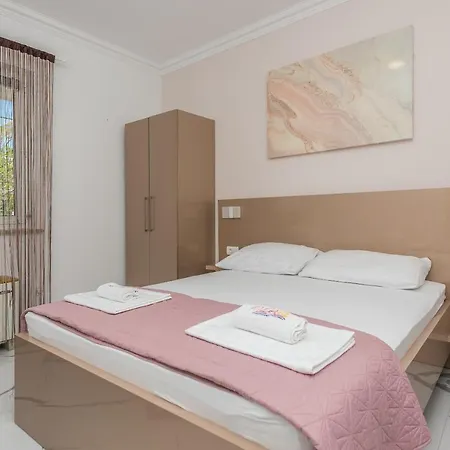 Bozica - Sea View Stone With Free Parking 3* Makarska