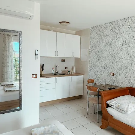 Bozica - Sea View Stone With Free Parking * Makarska