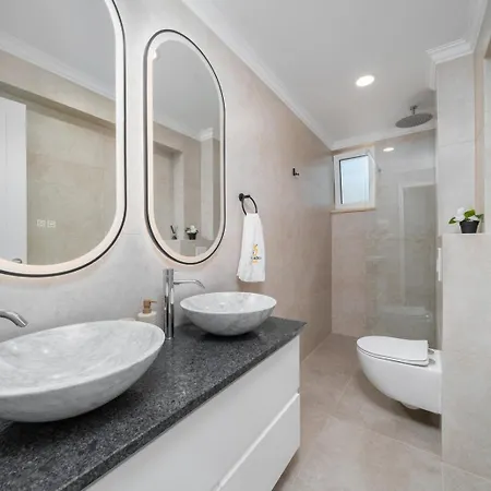 Bozica - Sea View Stone With Free Parking 3* Makarska