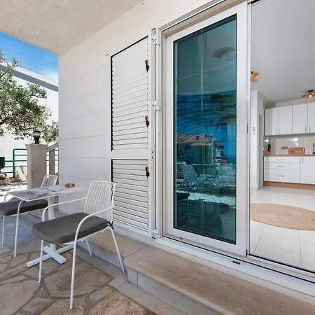 Bozica - Sea View Stone With Free Parking Gasthof