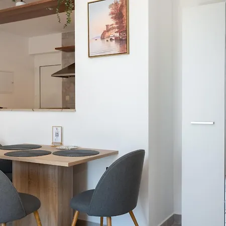 Bozica - Sea View Stone With Free Parking 3*