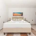 Bozica - Sea View Stone With Free Parking Makarska