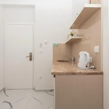 Bozica - Sea View Stone With Free Parking 게스트하우스 3*