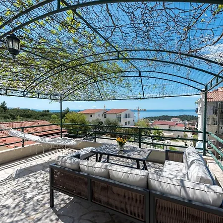 Bozica - Sea View Stone With Free Parking 게스트하우스