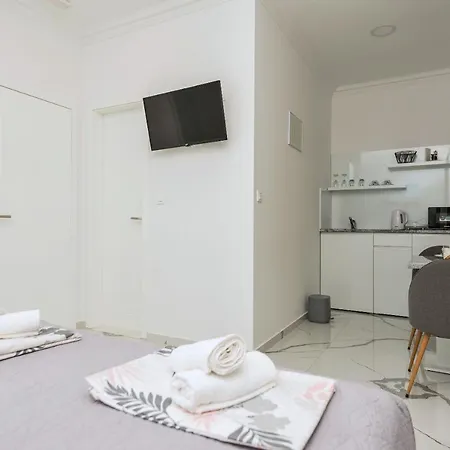 게스트하우스 Bozica - Sea View Stone With Free Parking 3*