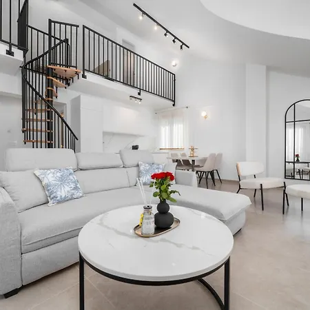 Bozica - Sea View Stone With Free Parking 게스트하우스