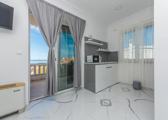 Bozica - Sea View Stone With Free Parking 3*