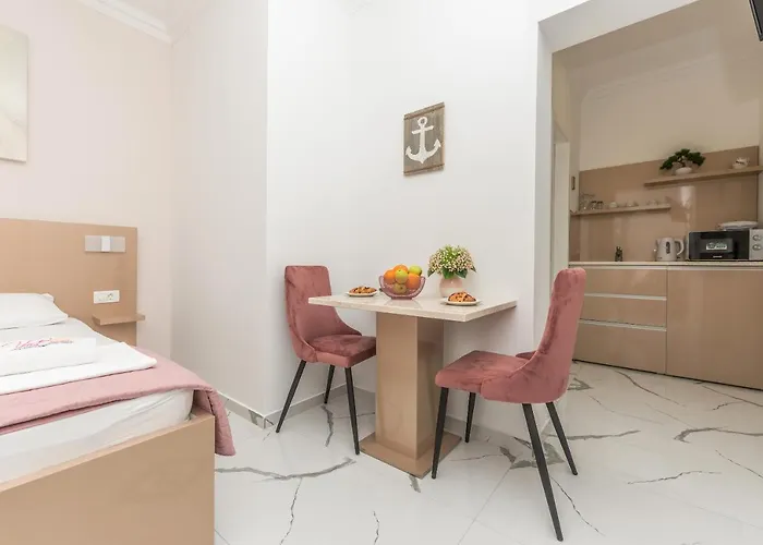 Gasthuis Bozica - Sea View Stone With Free Parking