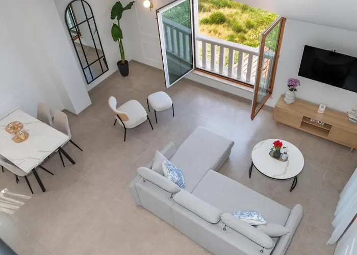 Bozica - Sea View Stone With Free Parking Gasthuis Makarska